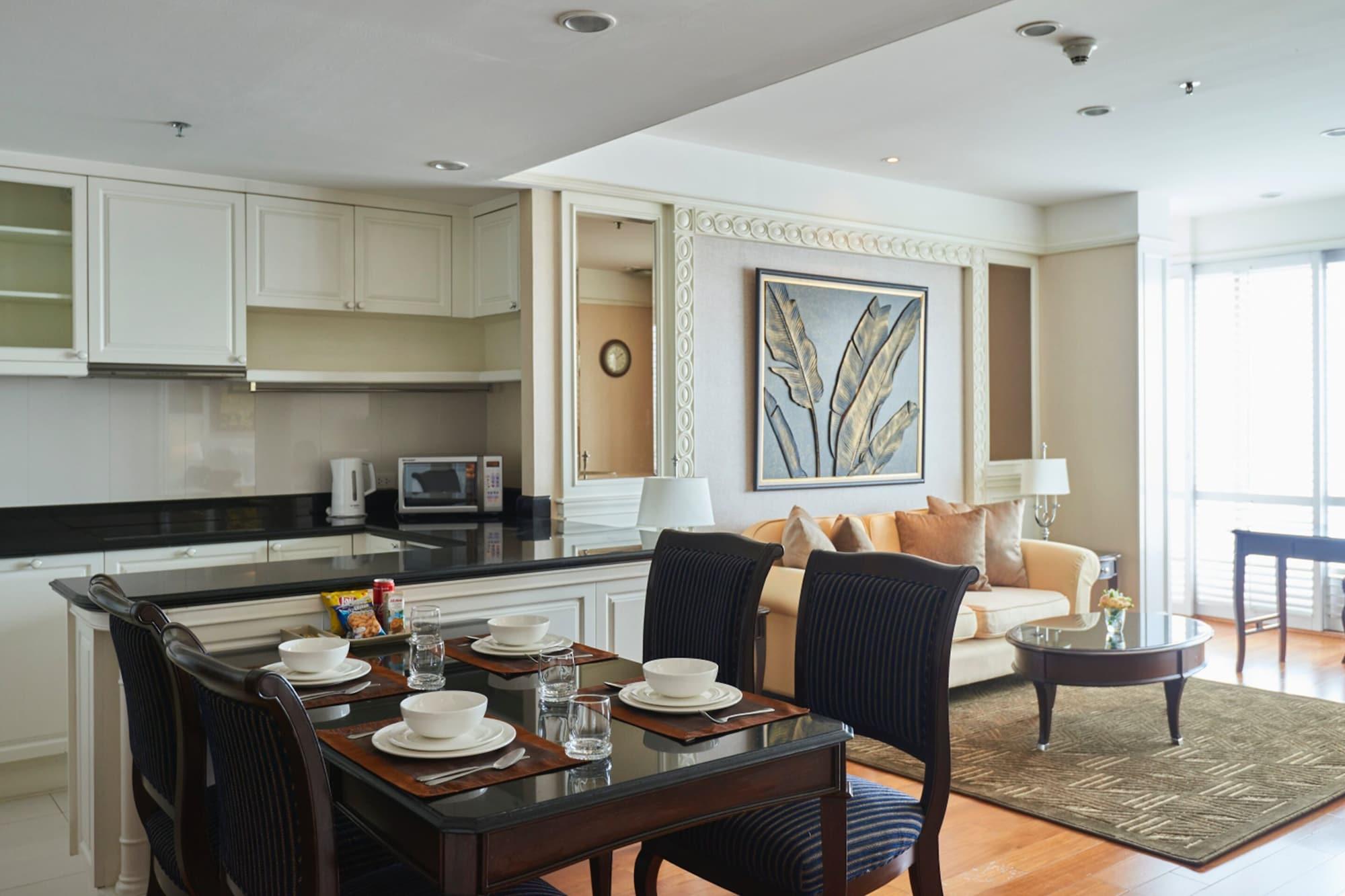 Grande Centre Point Hotel Ratchadamri Bangkok Eksteriør bilde A typical apartment at The Residence