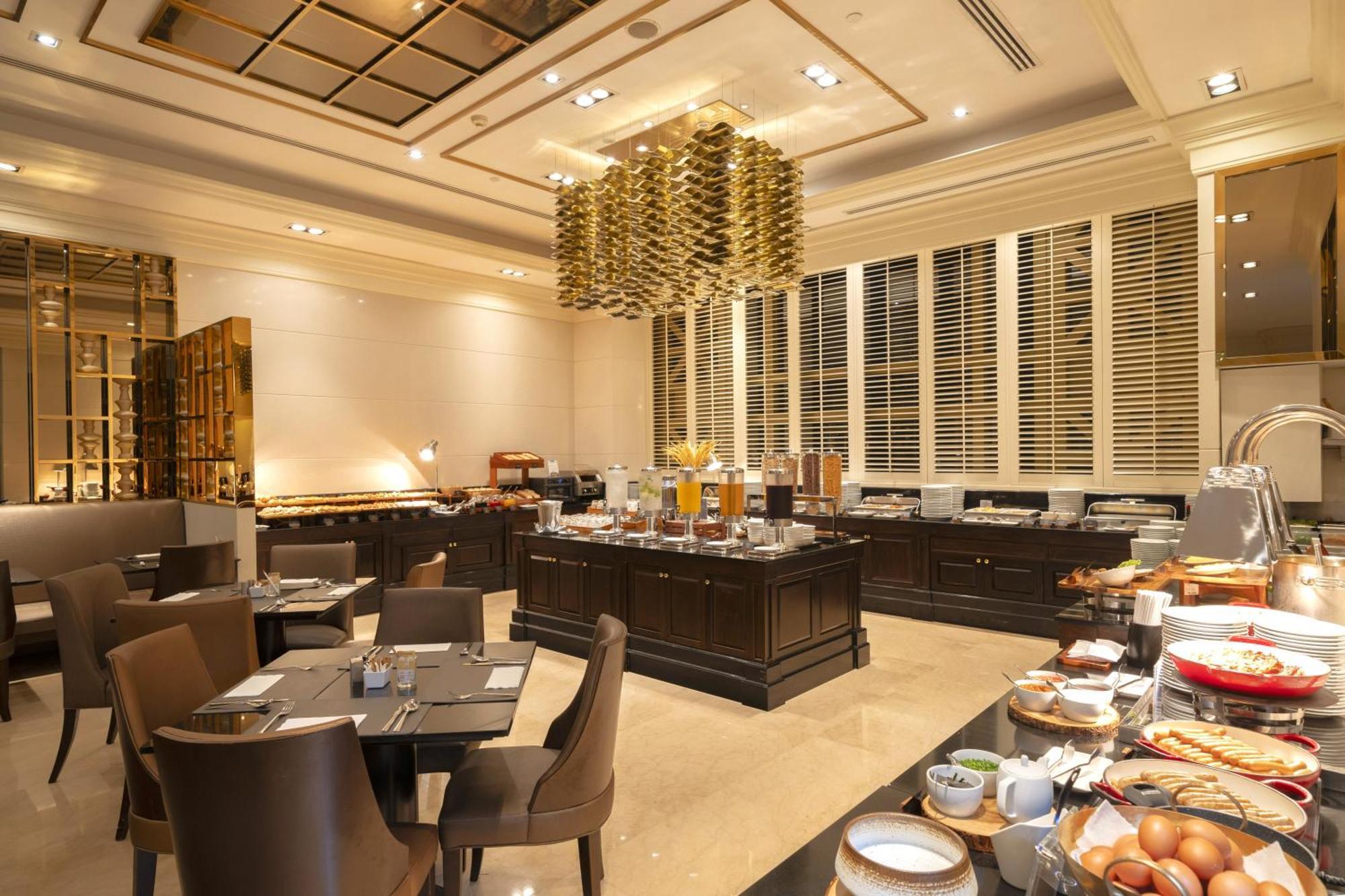 Grande Centre Point Hotel Ratchadamri Bangkok Eksteriør bilde The restaurant